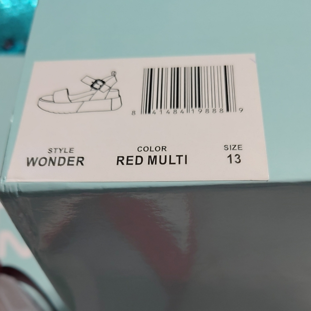 Red and Black Platform Shoes with Chunky Sole - Picture 6 of 6